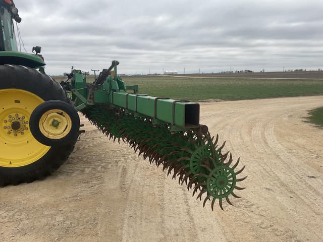 Image of John Deere 400 equipment image 1