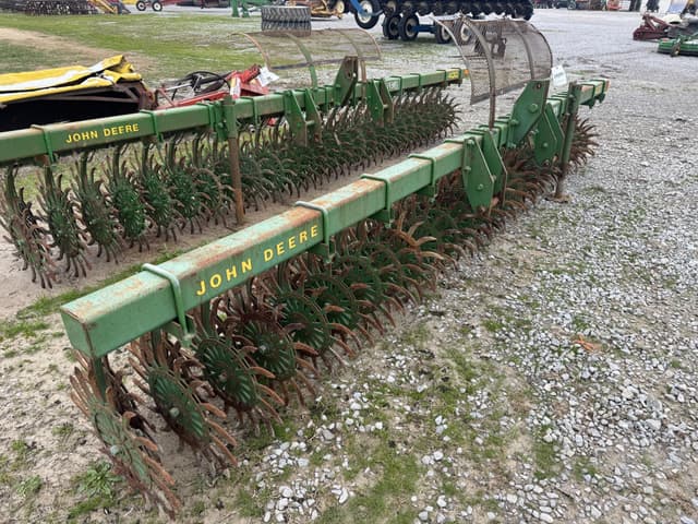 Image of John Deere 400 equipment image 1