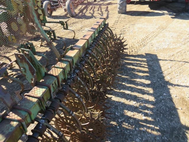 Image of John Deere 400 equipment image 3