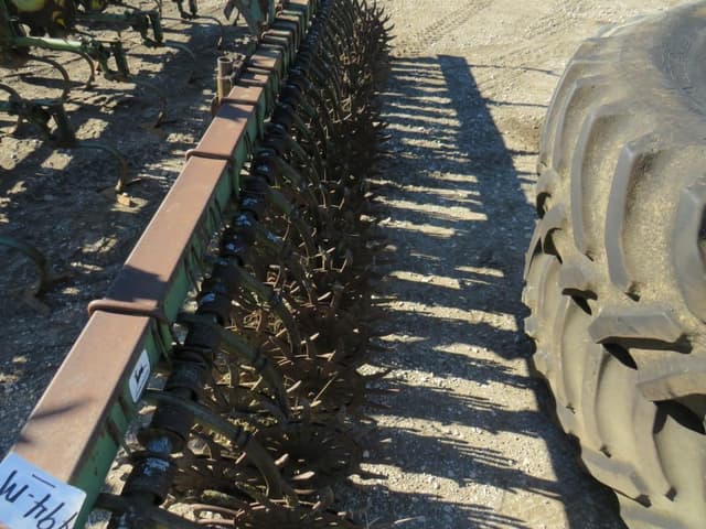 Image of John Deere 400 equipment image 2