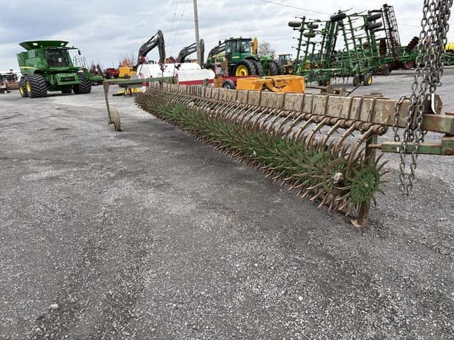 Image of John Deere E0400 equipment image 2