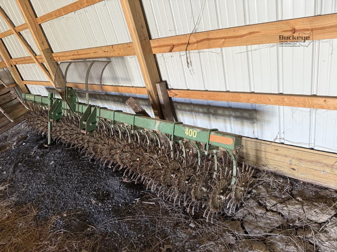 Image of John Deere 400 Primary image