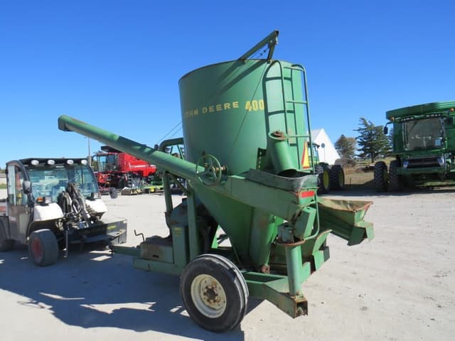 Image of John Deere 400 equipment image 4