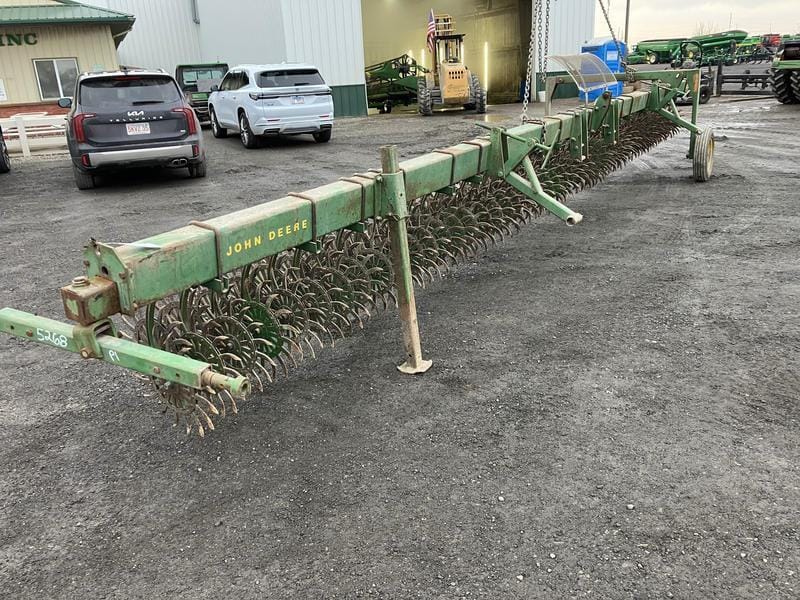 John Deere 400 Equipment Image0