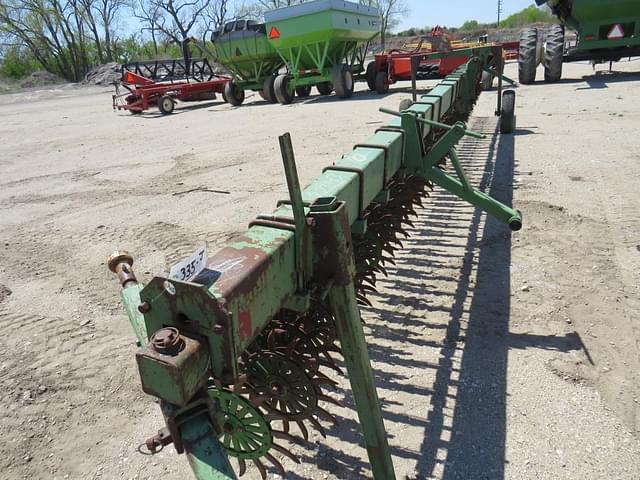 Image of John Deere 400 equipment image 1