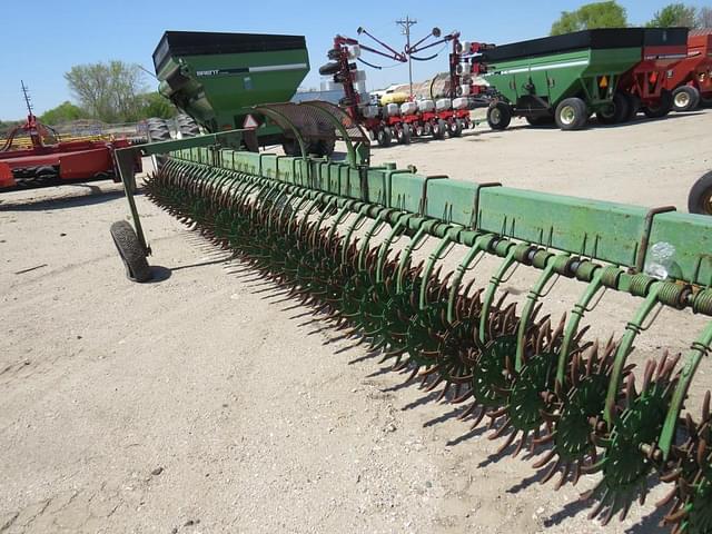 Image of John Deere 400 equipment image 4