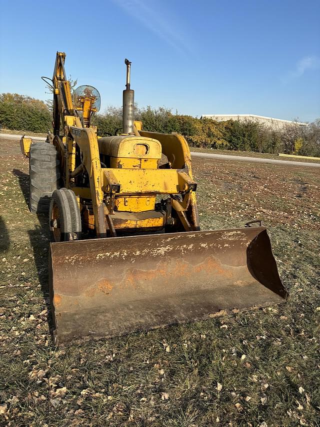 Image of John Deere 400 equipment image 1