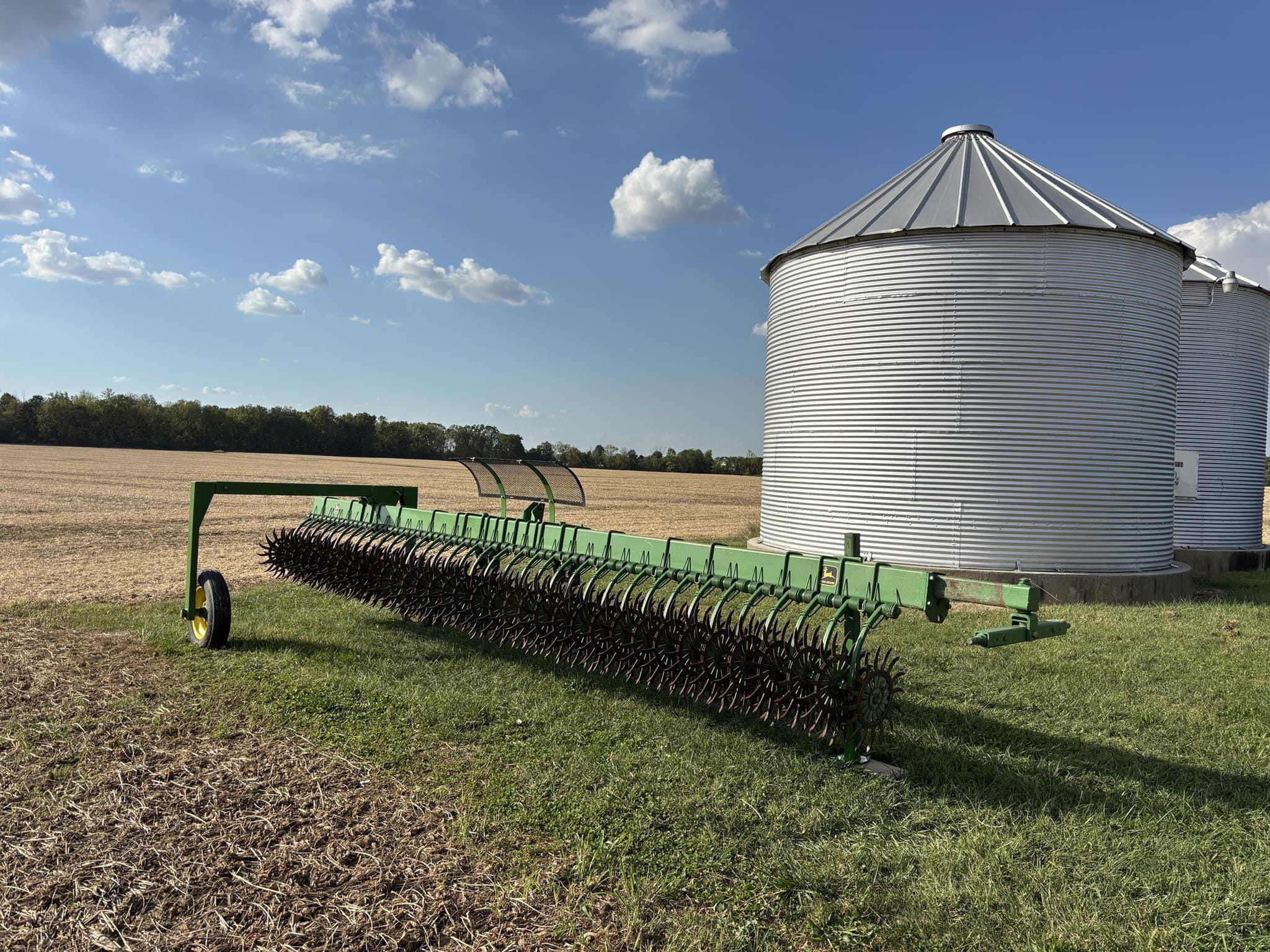 John Deere 400 Equipment Image0