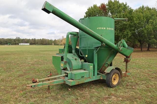 Image of John Deere 400 equipment image 1