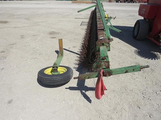 Image of John Deere 400 equipment image 4