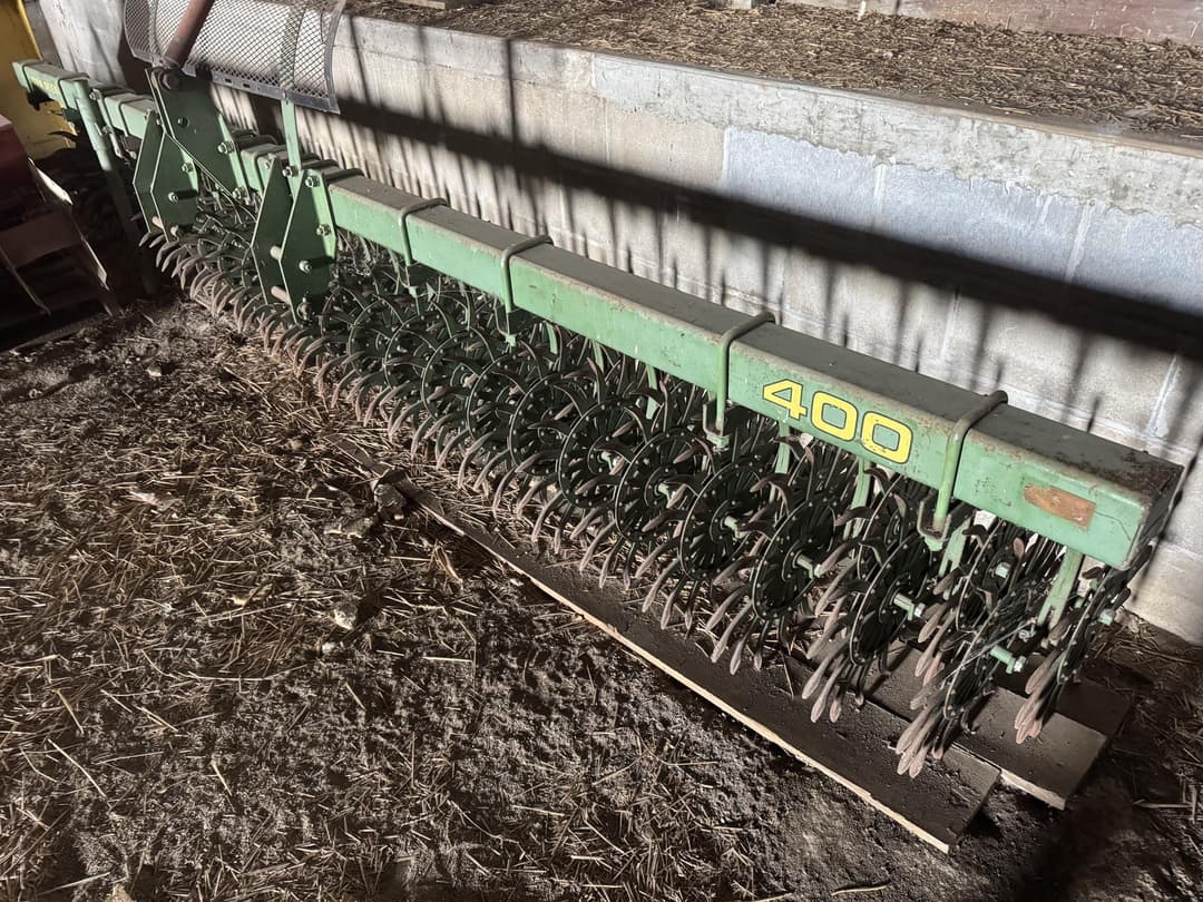 Image of John Deere 400 Image 0