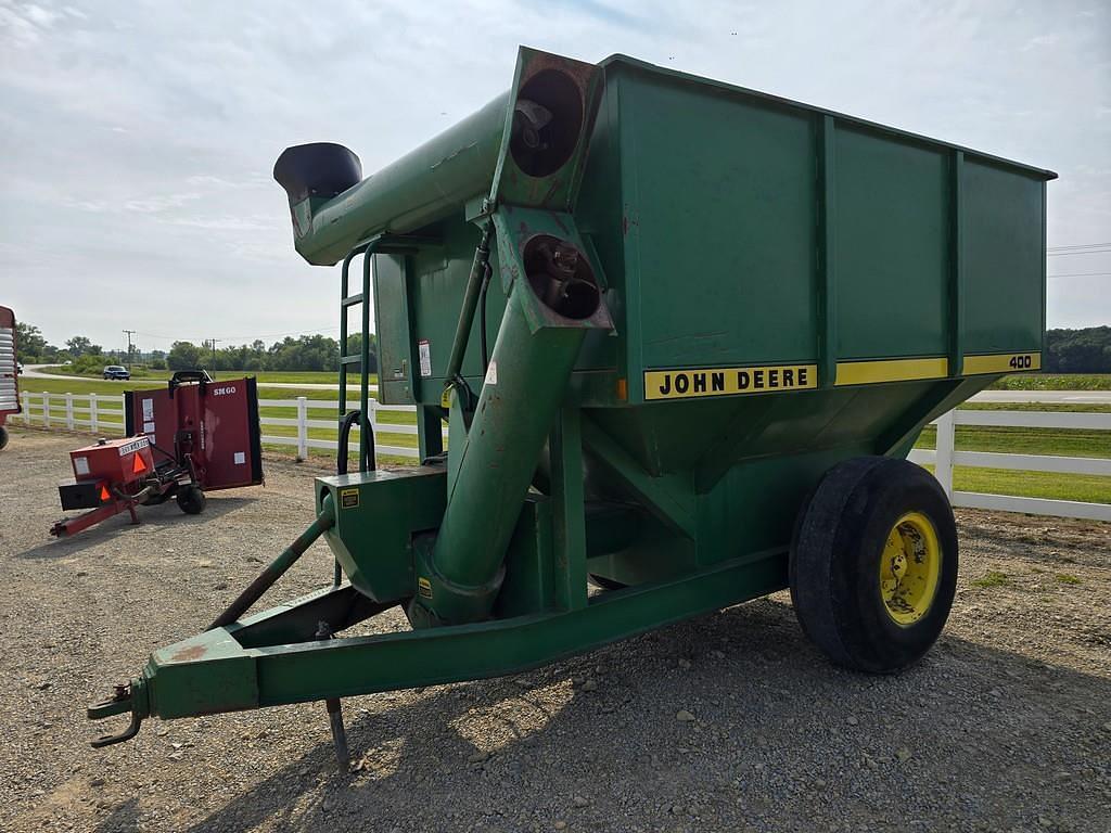 Image of John Deere 400 Primary image