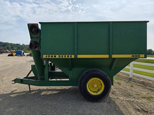 Image of John Deere 400 equipment image 1