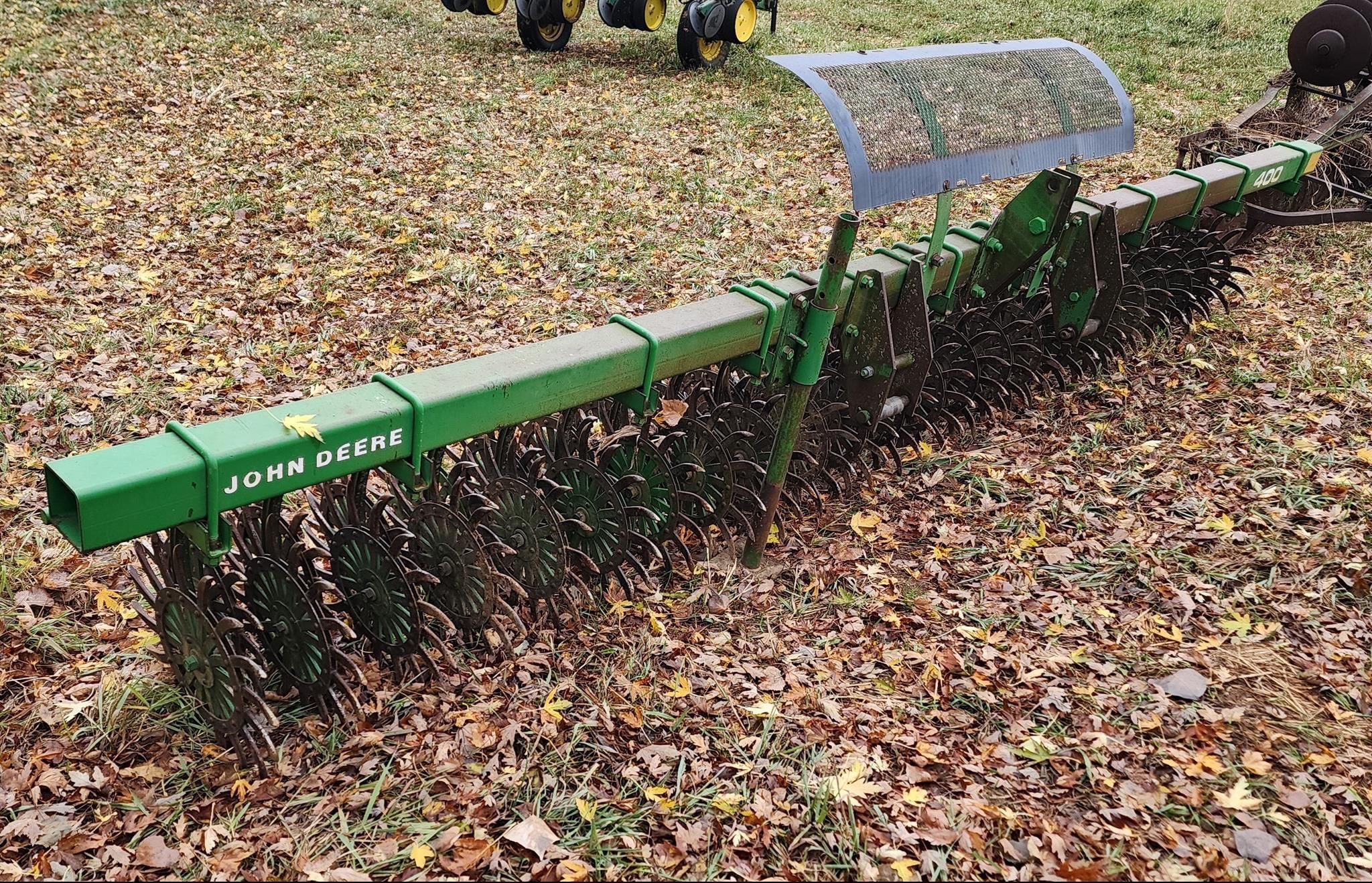 Main image John Deere 400