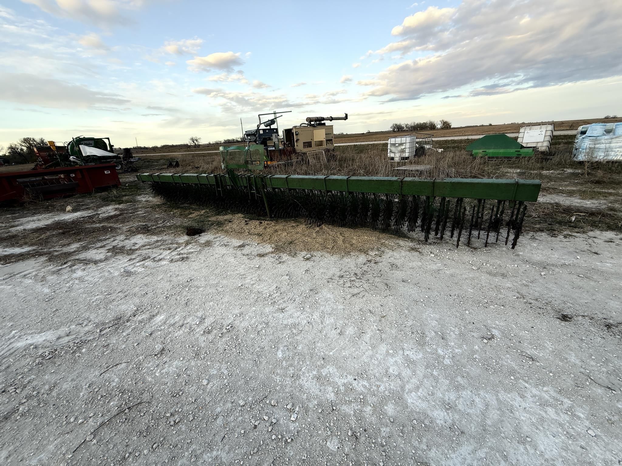 John Deere 400 Equipment Image0