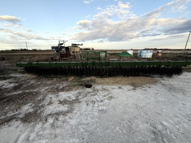 Image of John Deere 400 equipment image 1