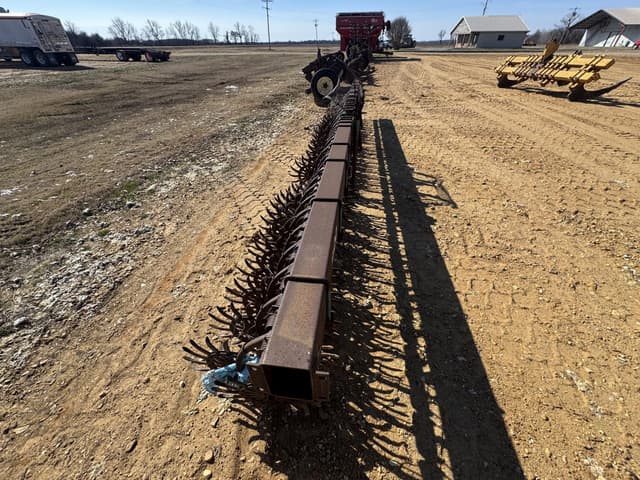 Image of John Deere 400 equipment image 3