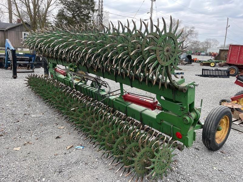 John Deere 400 Equipment Image0