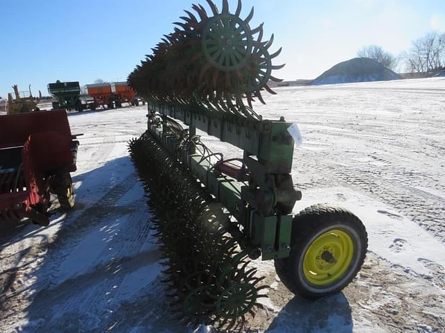 Image of John Deere 400 equipment image 1