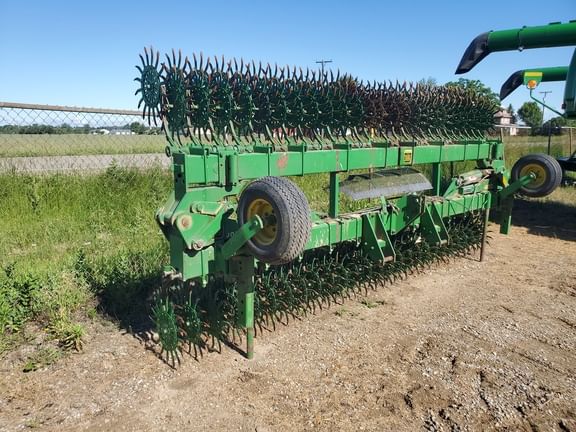 John Deere 400 Equipment Image0