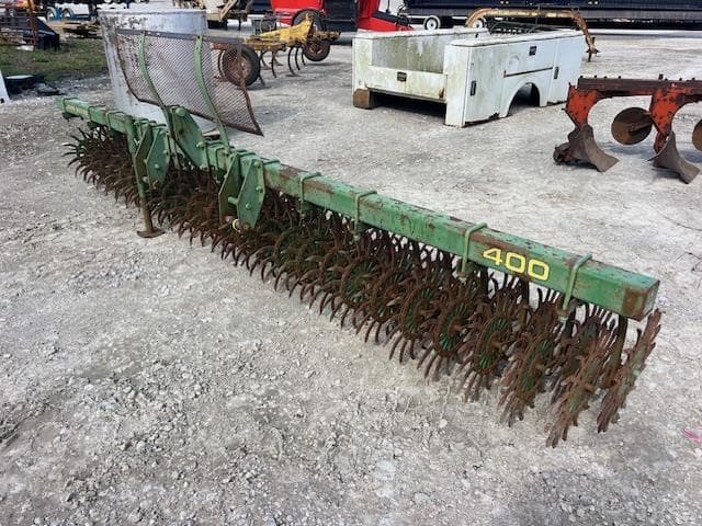 Image of John Deere 400 equipment image 1