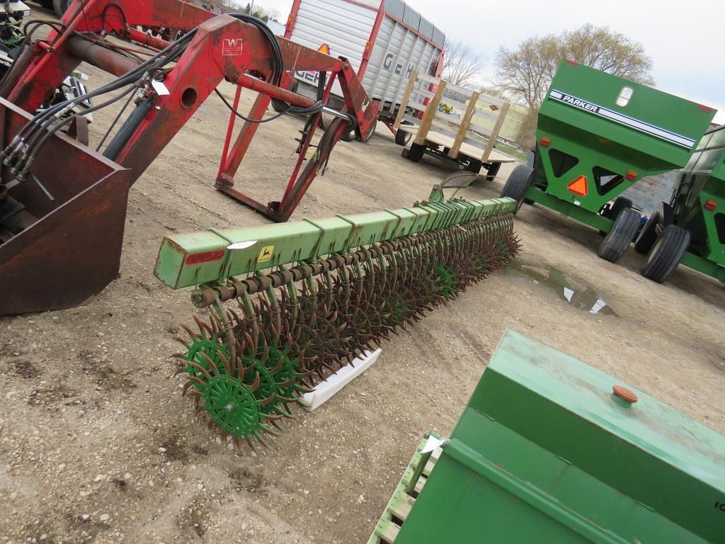 Image of John Deere 400 Image 1