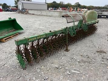 Main image John Deere 400