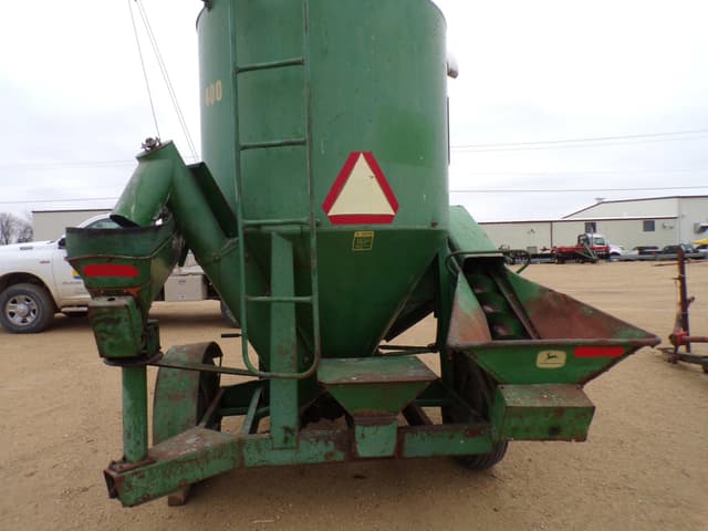 Image of John Deere 400 equipment image 4