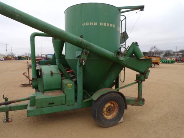 Image of John Deere 400 equipment image 3