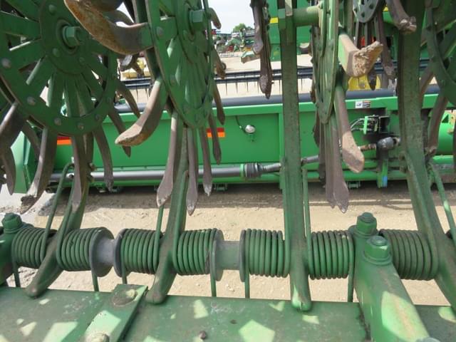 Image of John Deere 400 equipment image 4