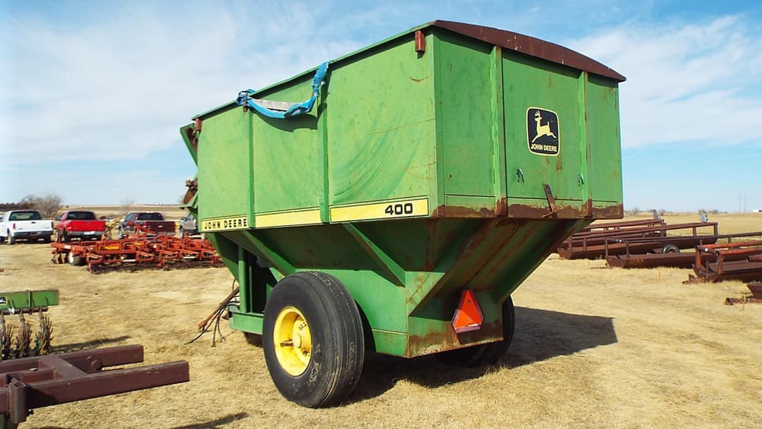 Image of John Deere 400 Image 1