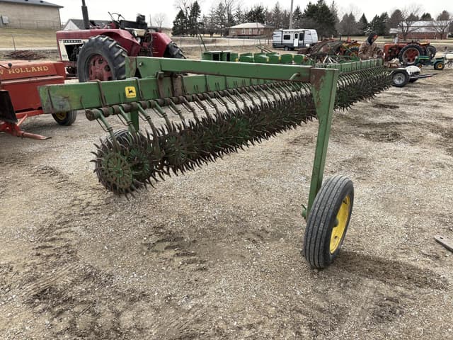 Image of John Deere E0400 equipment image 4