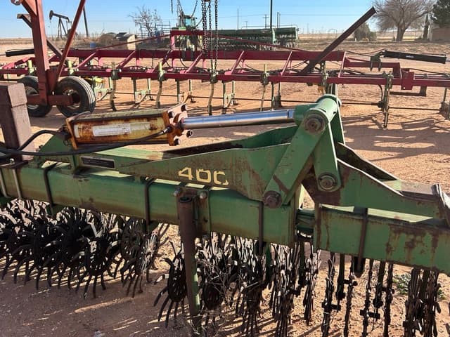Image of John Deere 400 equipment image 3