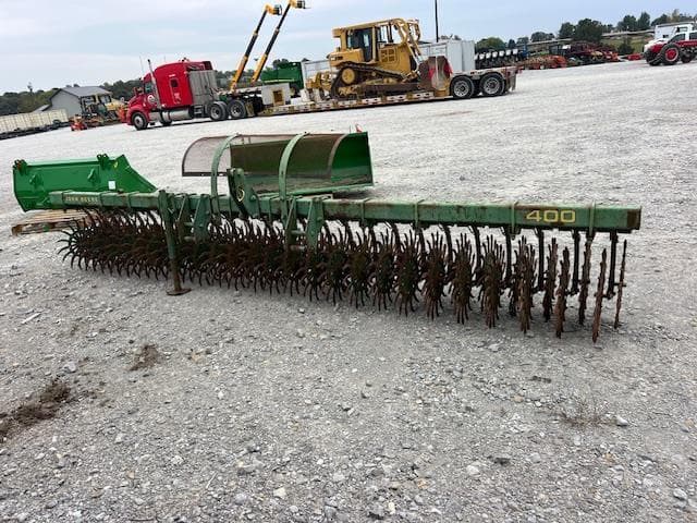 Image of John Deere 400 equipment image 2