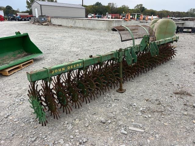 John Deere 400 Equipment Image0