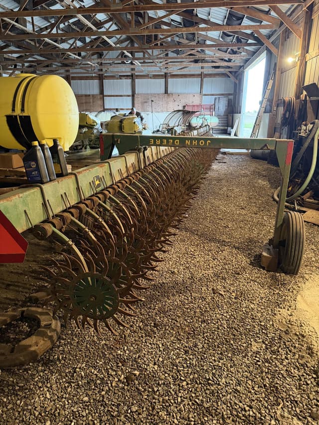 Image of John Deere 400 equipment image 4