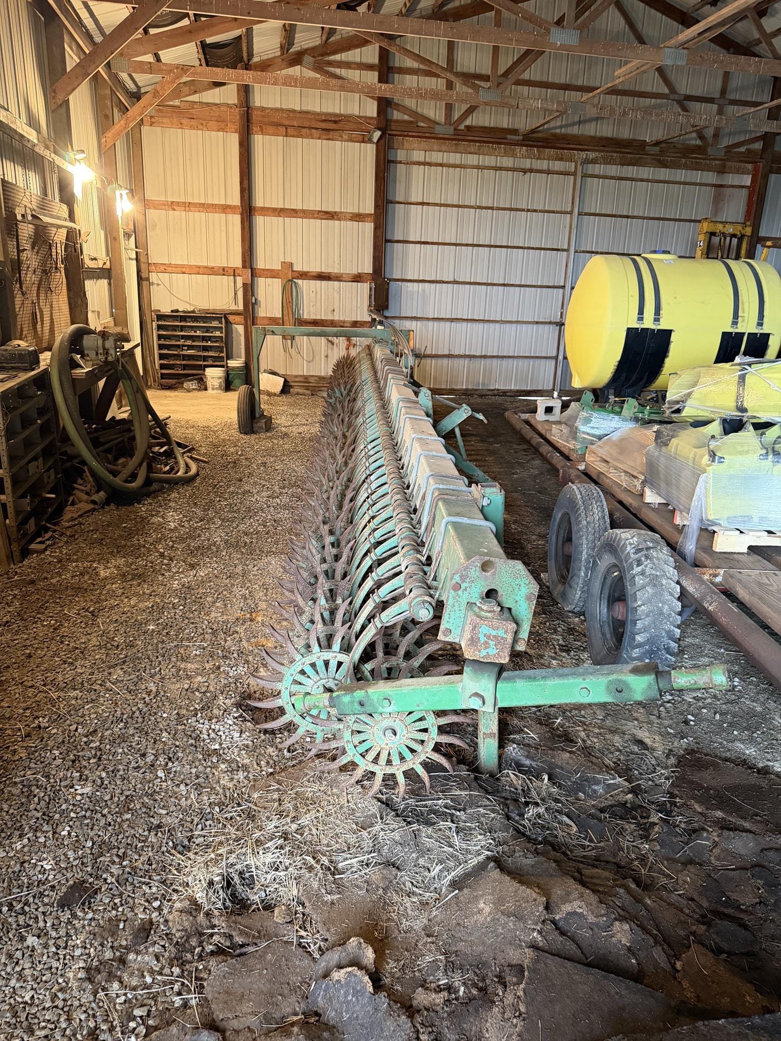 John Deere 400 Equipment Image0