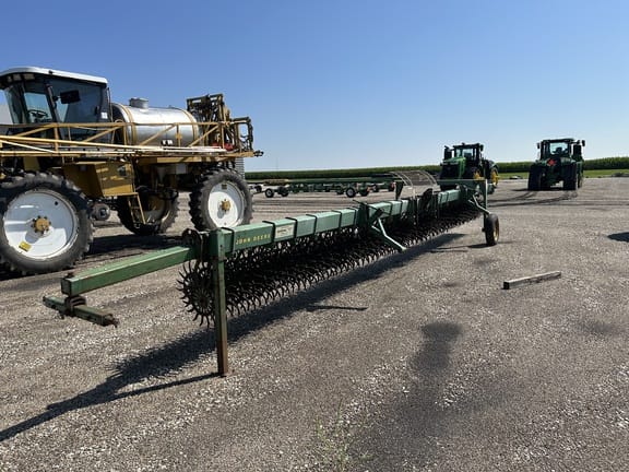 John Deere 400 Equipment Image0