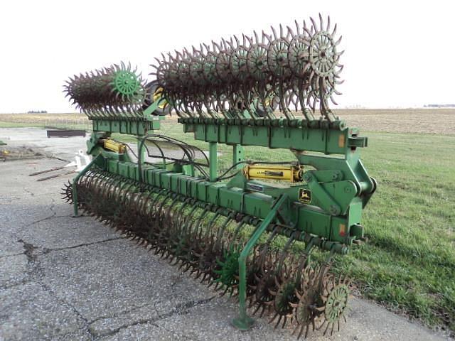 Image of John Deere 400 Image 1