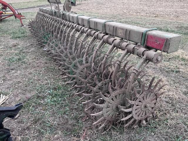 Image of John Deere 400 equipment image 1