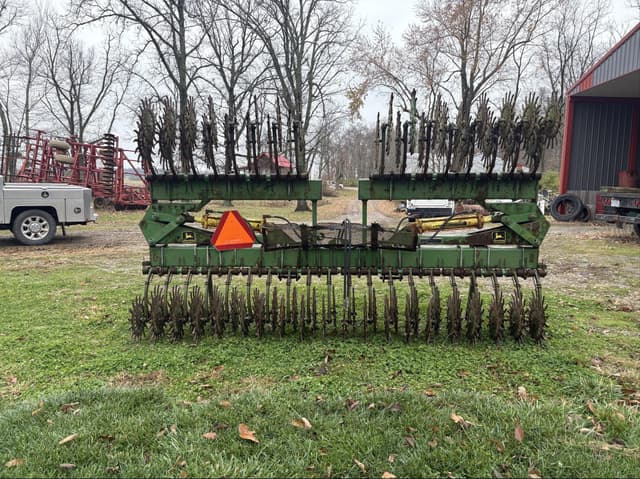 Image of John Deere 400 equipment image 3