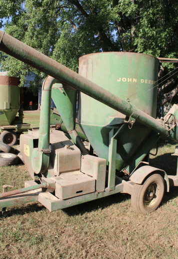 Main image John Deere 400