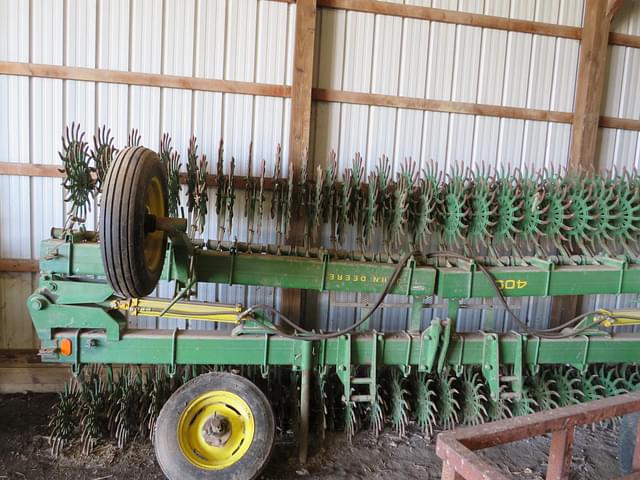 Image of John Deere 400 equipment image 1