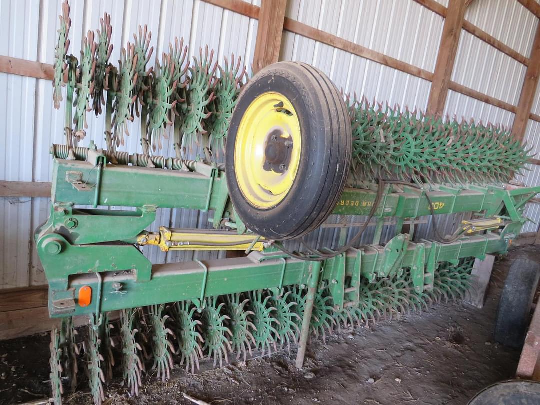 Image of John Deere 400 Primary image