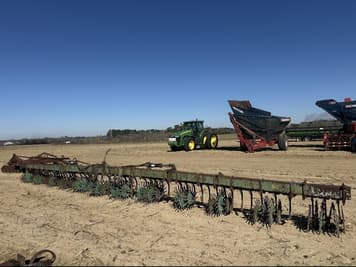 Main image John Deere 400