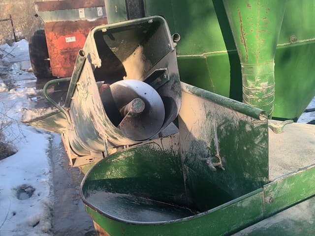 Image of John Deere 400 equipment image 4