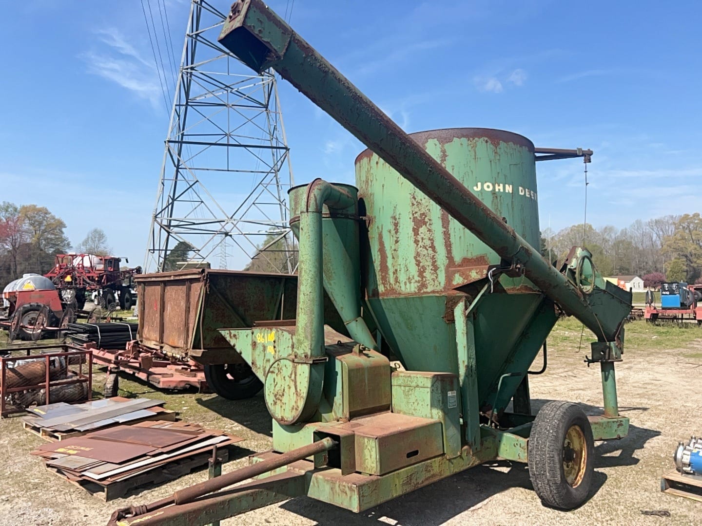 John Deere 400 Equipment Image0