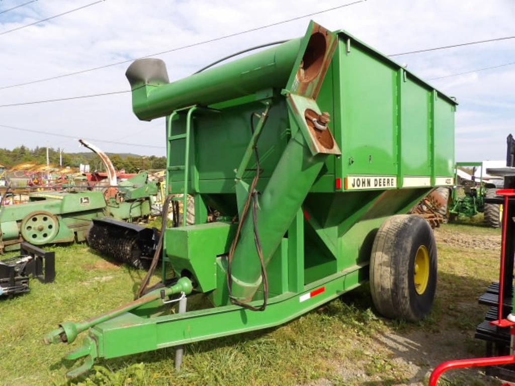 Image of John Deere 400 Primary image