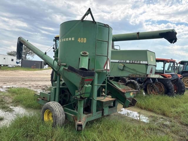 Image of John Deere 400 equipment image 4