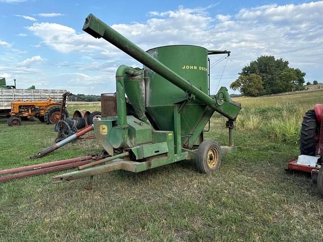 Image of John Deere 400 equipment image 3